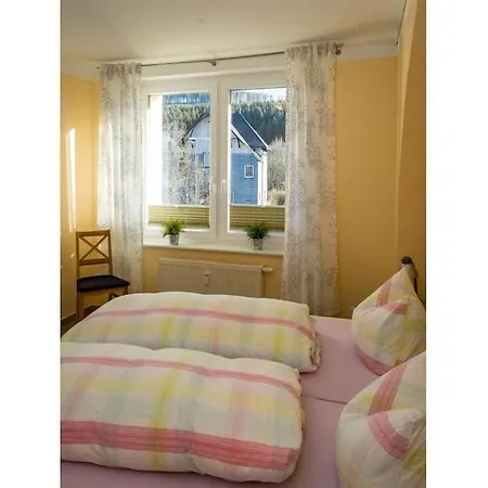 With 5 Bedrooms * Erndtebrück