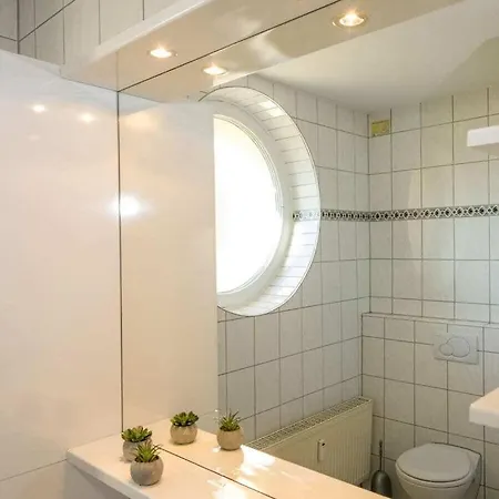 With 5 Bedrooms * Erndtebrück