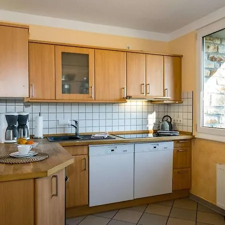 With 5 Bedrooms Nyaraló *