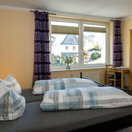 With 5 Bedrooms * Erndtebrück