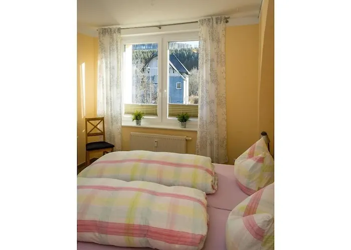 With 5 Bedrooms * Erndtebrück