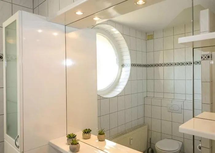 With 5 Bedrooms * Erndtebrück