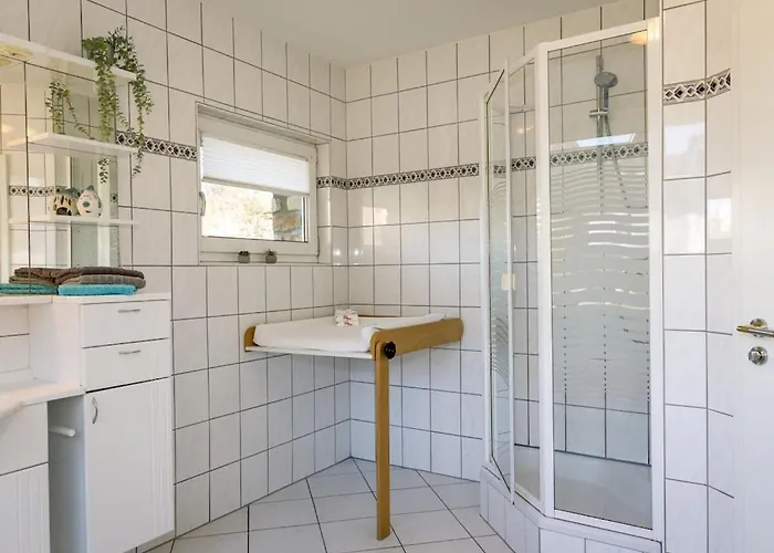 With 5 Bedrooms Erndtebrück