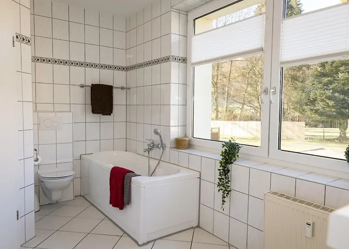 With 5 Bedrooms * Erndtebrück