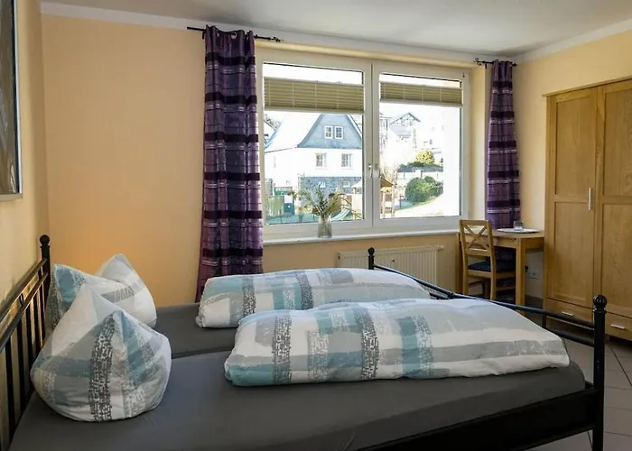 With 5 Bedrooms * Erndtebrück