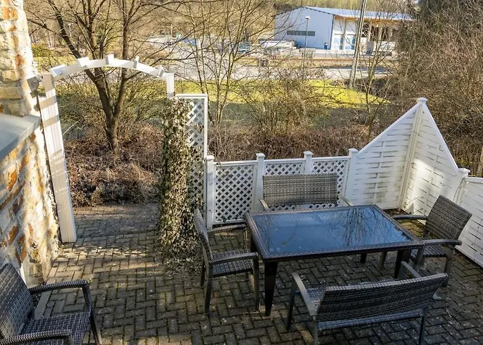 With 5 Bedrooms Feriehus